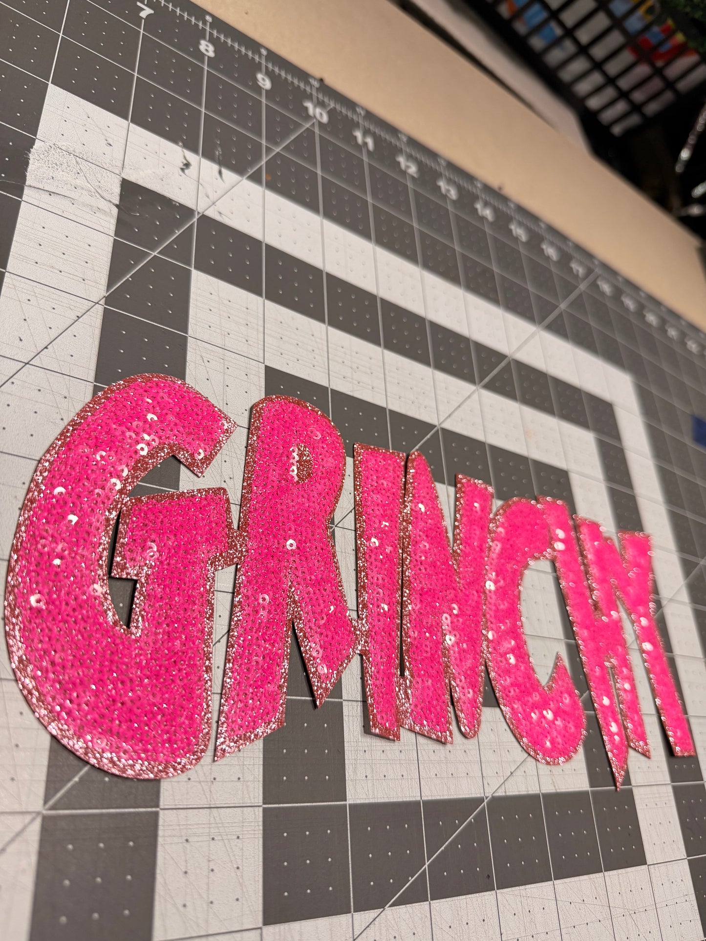 RTS - PATCH - GRINCHY/PINK