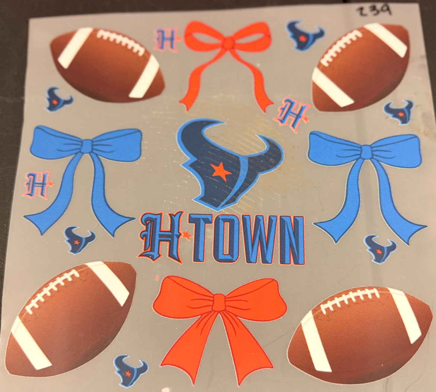 DESTASH - 239 - YOUTH - H TOWN/FOOTBALLS/BOWS