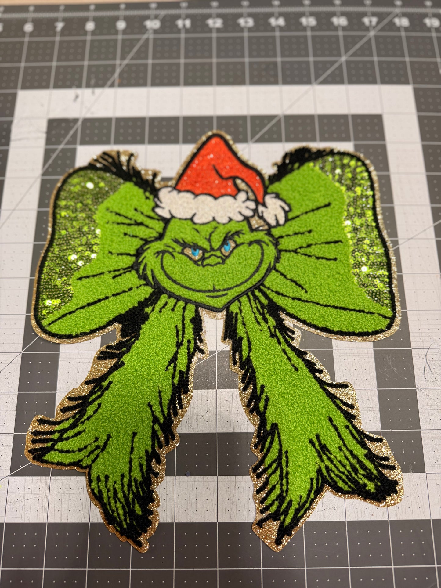 RTS - PATCH - GRINCH BOW