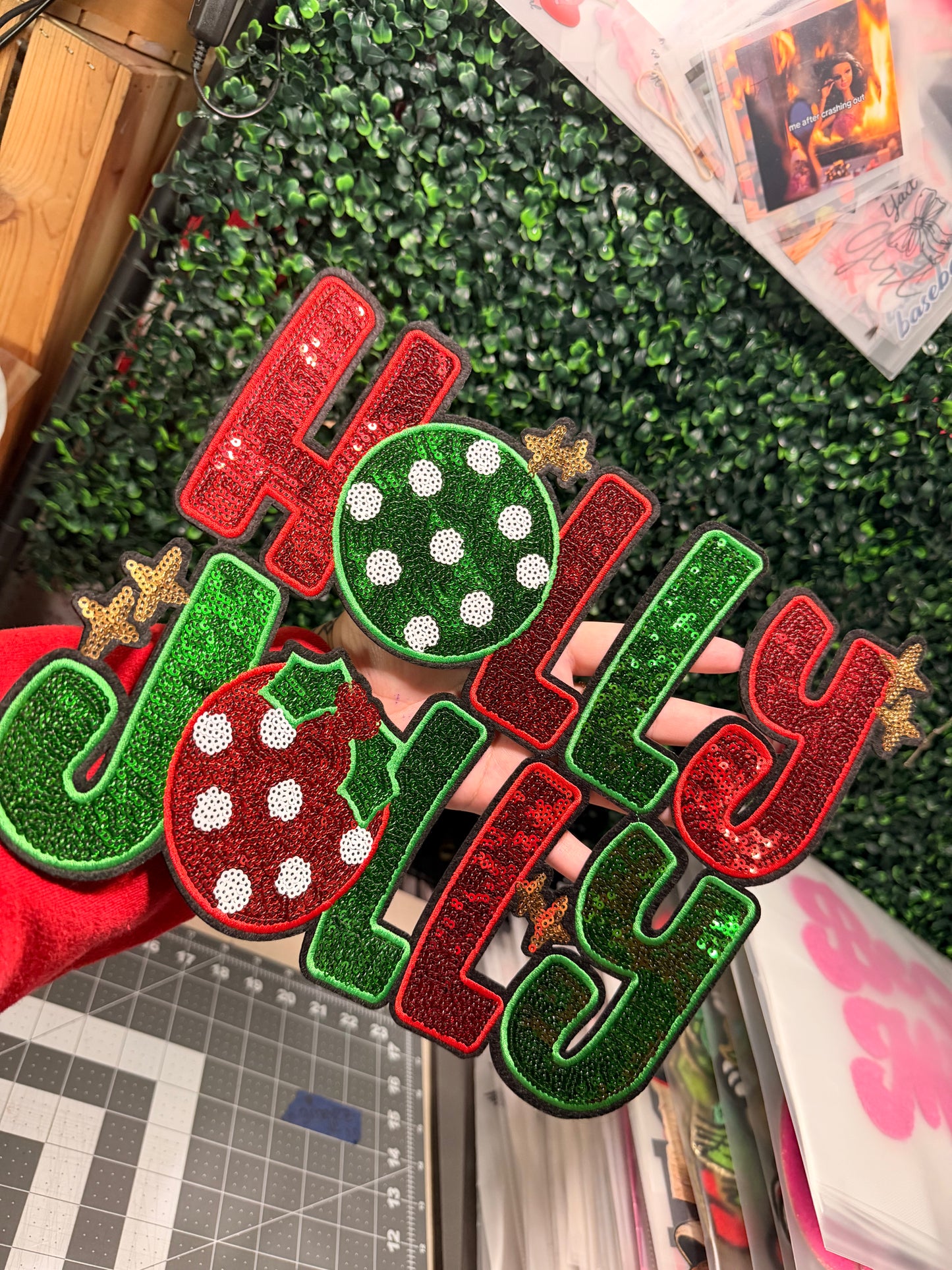 RTS - PATCH - HOLLY JOLLY/ORNAMENTS