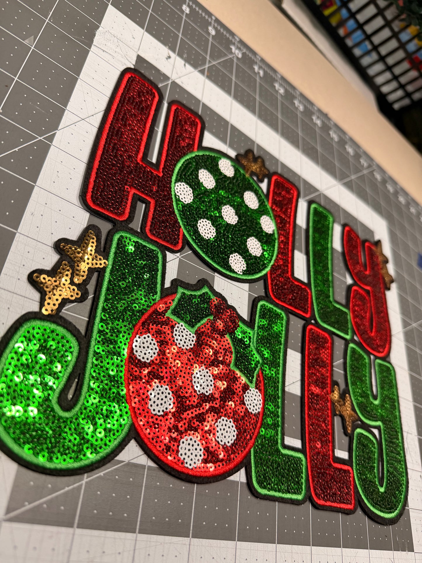 RTS - PATCH - HOLLY JOLLY/ORNAMENTS